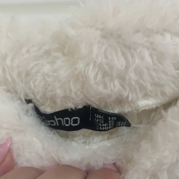 Cozy White Fleece Pants - Picture 2 of 4